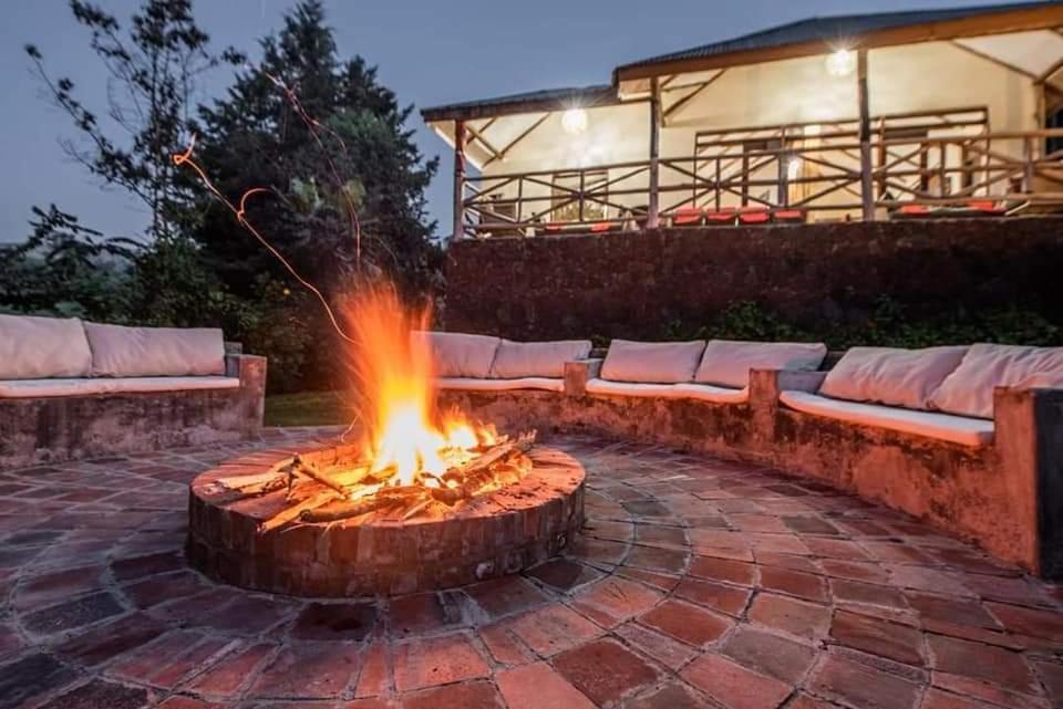 Gorilla Safari Lodge Rubuguli Exterior photo